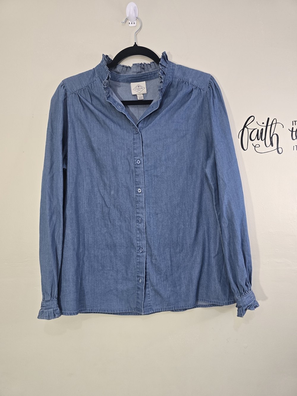 St. John’s Bay Chambray Button Front Blouse Size S Ruffle Collar Long Sleeve Top